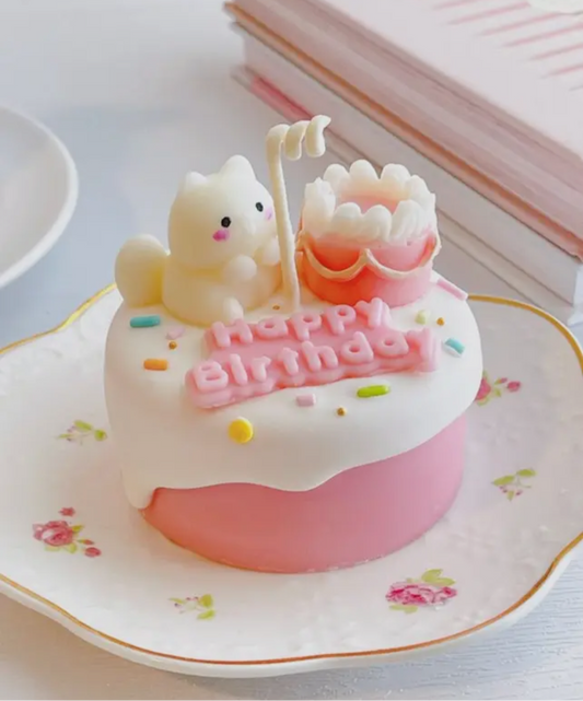 Kitty cake candle