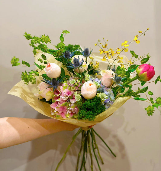 Seasonal Subscription Bouquet